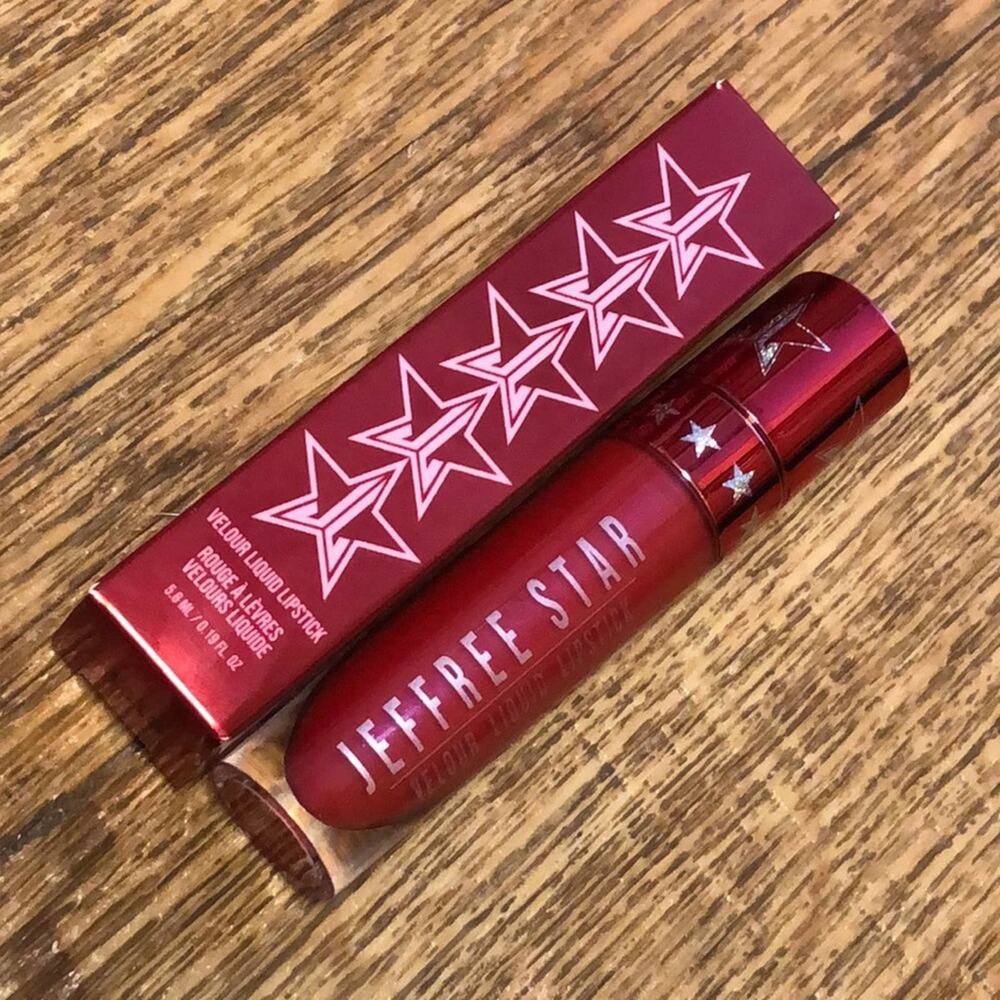 Jeffree Star Velour Liquid Lipstick in Pink Kitten Shade Dark Pink